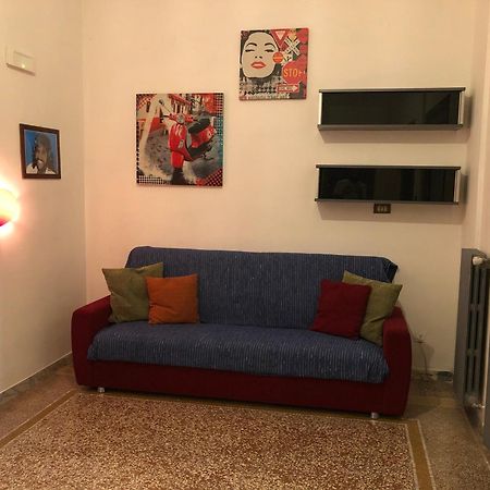 Tarumbo Holiday Intero Appartamento 120 Mq Naples Exterior photo