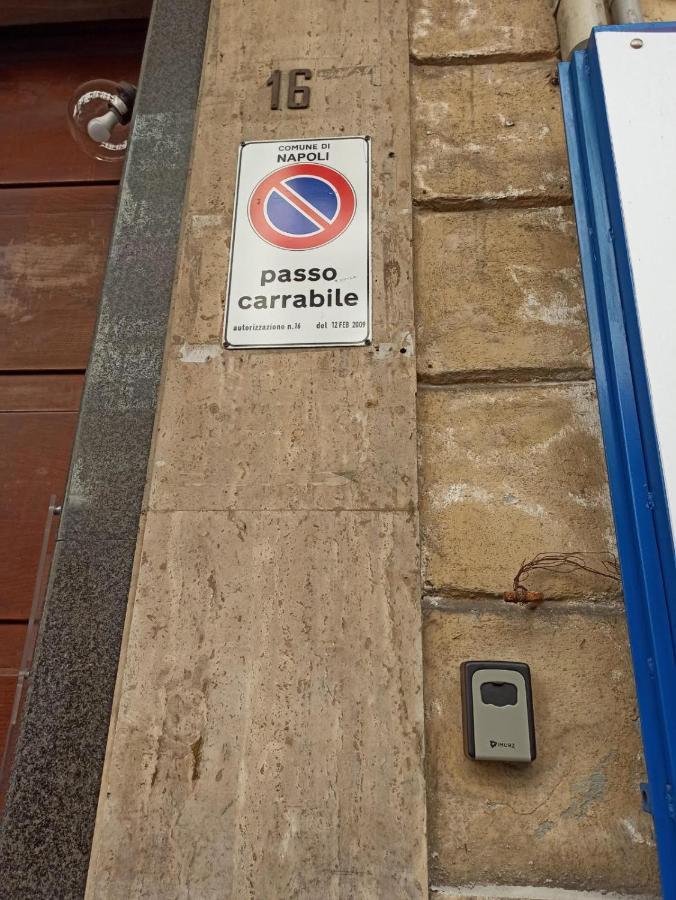Tarumbo Holiday Intero Appartamento 120 Mq Naples Exterior photo