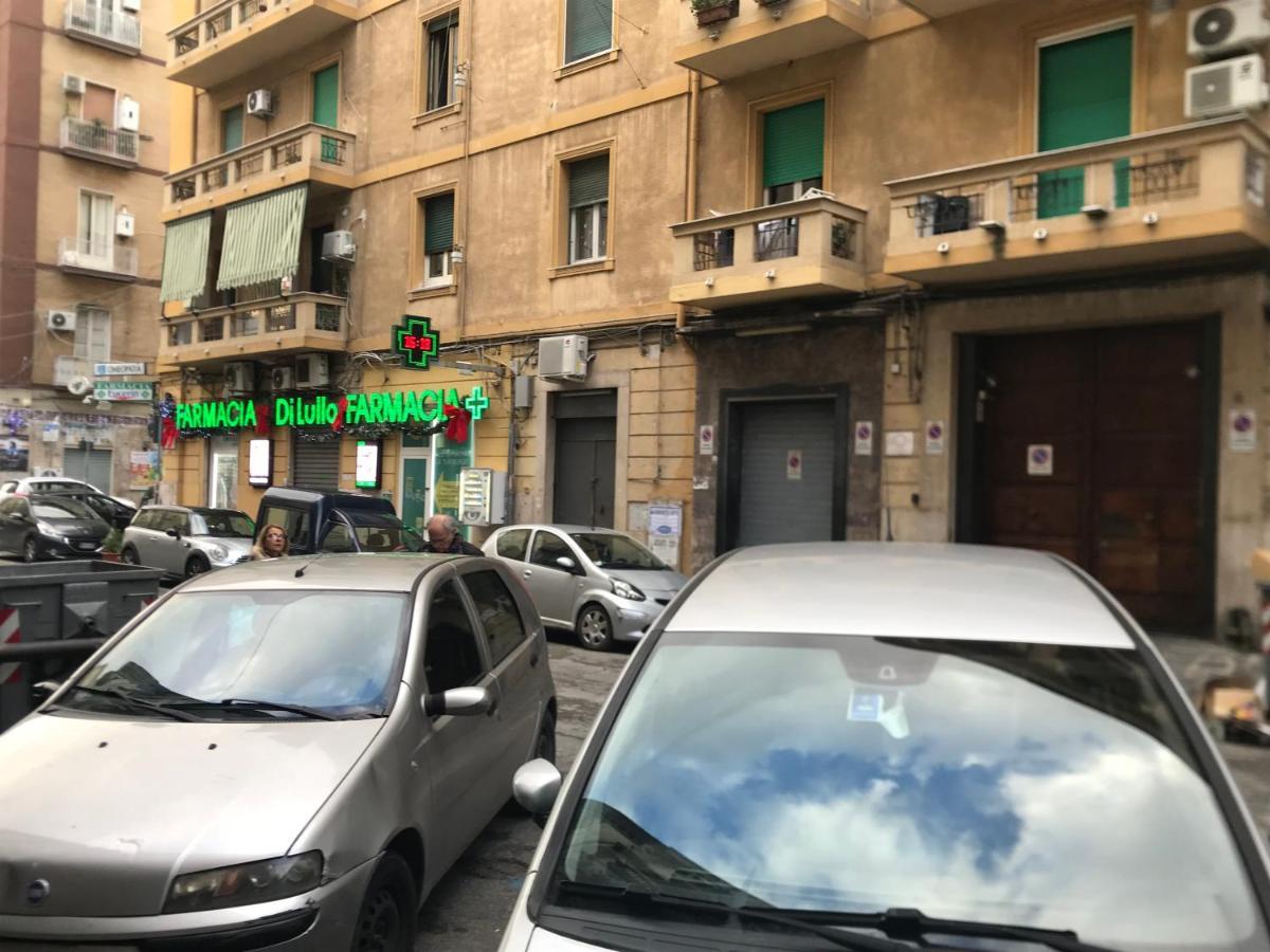 Tarumbo Holiday Intero Appartamento 120 Mq Naples Exterior photo